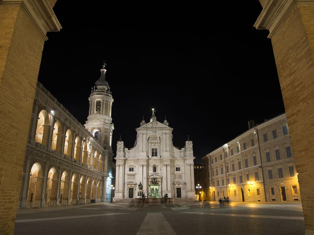 Pensione Piemonte Лорето Екстер'єр фото